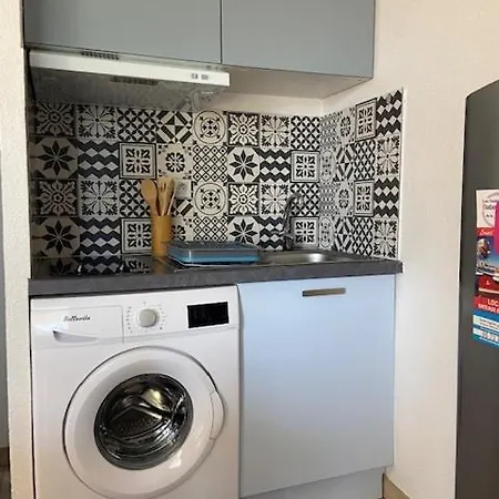 T2 Pour 4 Personnes Avec Piscine 4euro213 With Swimming Pool Apartment
